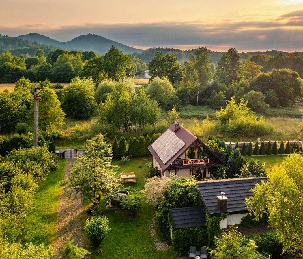 Smyrkowy Dom Z Kominkiem Z Goraca Balia Kolo Karpacza Janowice Wielkie Extérieur photo