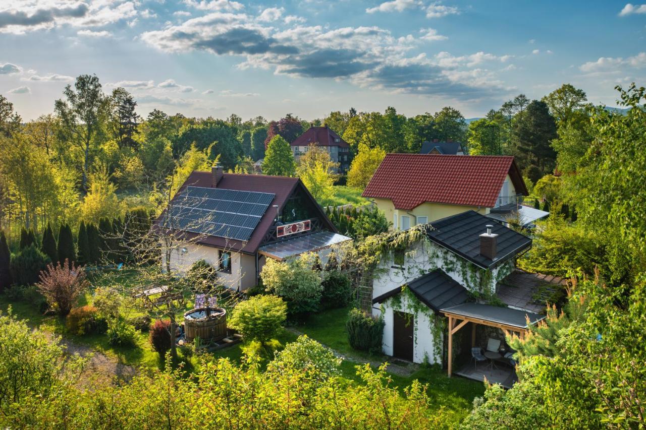 Smyrkowy Dom Z Kominkiem Z Goraca Balia Kolo Karpacza Janowice Wielkie Extérieur photo